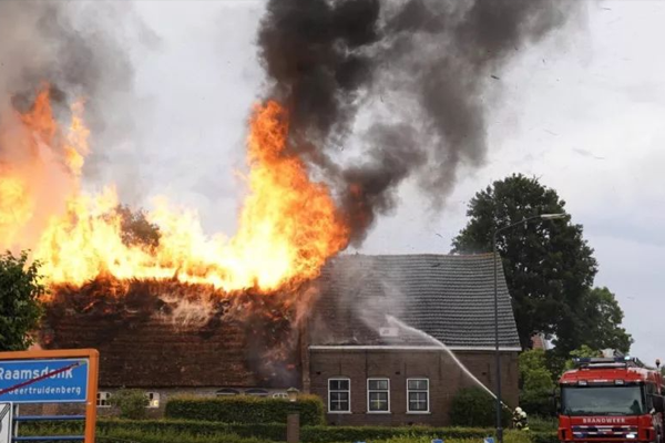 Houses use lightning arresters to protect household appliances